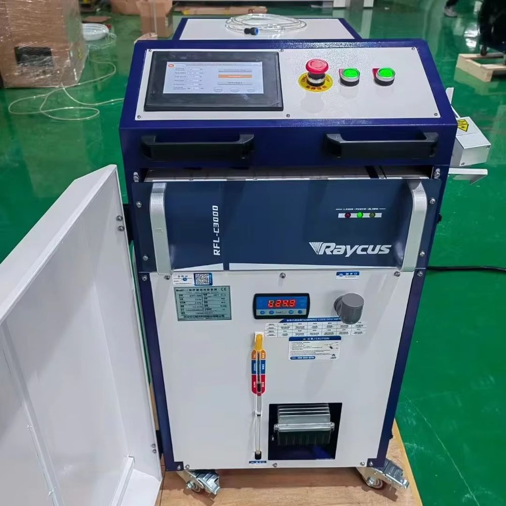 Industrial Laser Rust Remover - เครื่องทำความสะอาดเลเซอร์แบบพัลส์ระบายความร้อนด้วยน้ำสำหรับงานอุตสาหกรรม รุ่นใหม่ 1500W 3000W แบบมือถือ สำหรับกำจัดสนิมและสีบนโลหะ