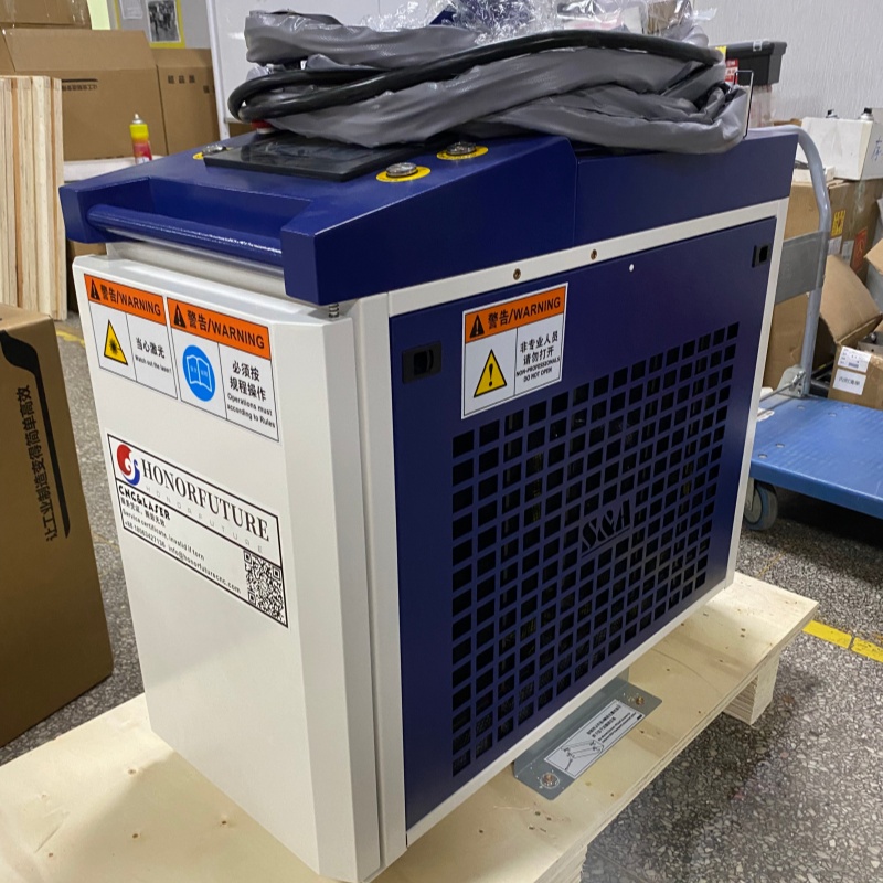 Industrial Laser Rust Remover - เครื่องทำความสะอาดด้วยเลเซอร์ 1500W 2kw 3kw ระบบระบายความร้อนด้วยน้ำ สำหรับงานอุตสาหกรรม