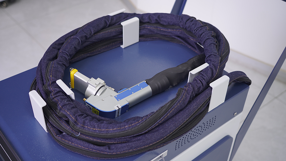 เครื่องทำความสะอาดด้วยเลเซอร์อ - Industrial Laser Rust Remover บทวิจารณ์และราคา